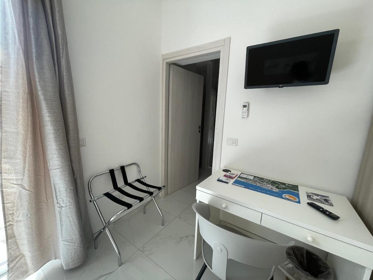 تيراتشينا B&B Il Suono Della Campagna المظهر الخارجي الصورة